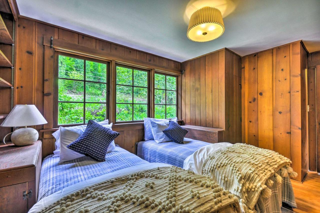 Peaceful And Elegant Cottage With Riverside View Oregon City Eksteriør billede